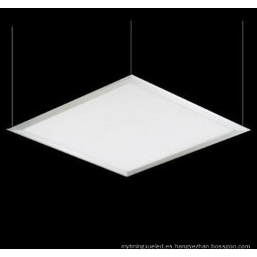 Precio competitivo 48W Luz brillante del panel del LED 600 * 600m m